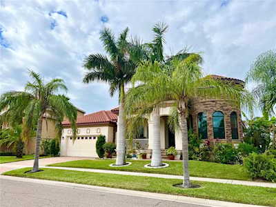 1338 Puerto Dr Apollo Beach, FL 33572