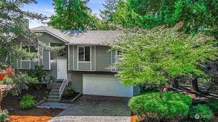 2503 124th Place NE Bellevue, WA 98005