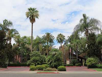 2881 Huntington Boulevard #221 Fresno, CA 93721