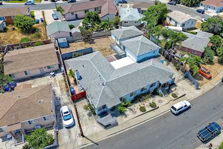 6715-6717 N Elman Street San Diego, CA 92111