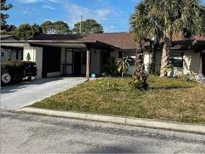 2064 Sunset Grove Ln Clearwater, FL 33765