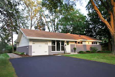 435 Mohave St Hoffman Estates, IL 60169