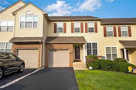 8104 Cross Creek Circle Breinigsville, PA 18031