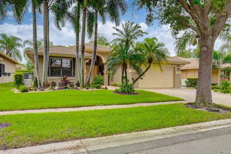 7903 Via Grande Boynton Beach, FL 33437