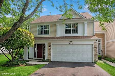 613 N Charter Hall Dr Palatine, IL 60067
