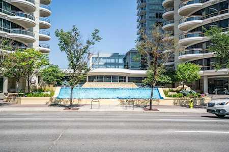 1078 6 Ave SW #1803 Calgary, AB T2P 5N6