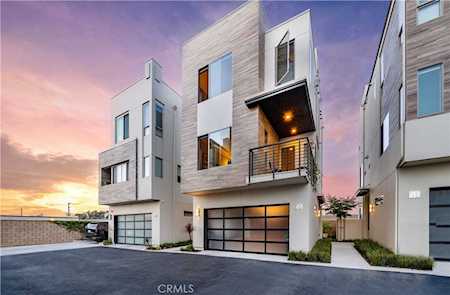 68 Ebb Tide Cir Newport Beach, CA 92663
