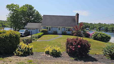 169 Georgetown Dr Barnstead, NH 03225