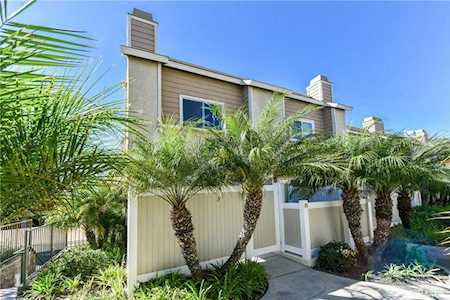 290 Victoria St #22 Costa Mesa, CA 92627