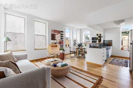 318 Knickerbocker Ave #4-M Brooklyn, NY 11237