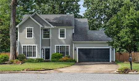 1101 Lenox Ct Chesapeake, VA 23322