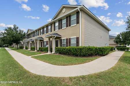 2747 Hollybrook LN Orange Park, FL 32073