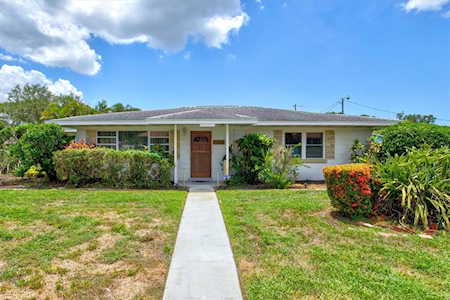 3001 17th Ave W Bradenton, FL 34205