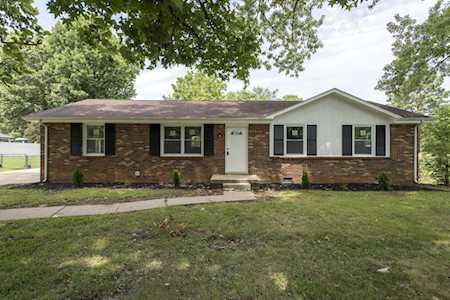 312 Golden Dr Clarksville, TN 37040