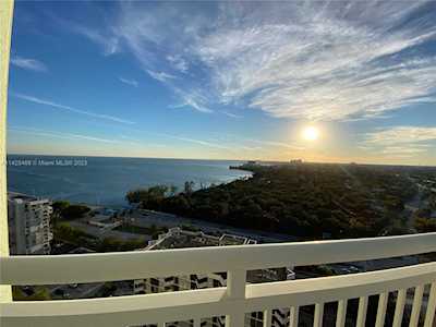 2475 Brickell Ave #2402 Miami, FL 33129
