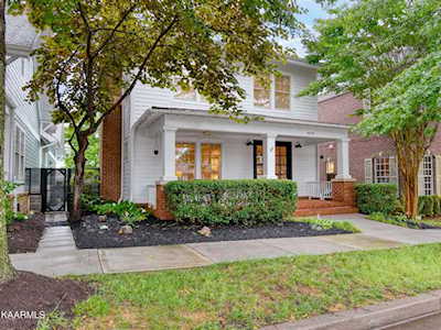 9519 Clingmans Dome Dr Knoxville, TN 37922