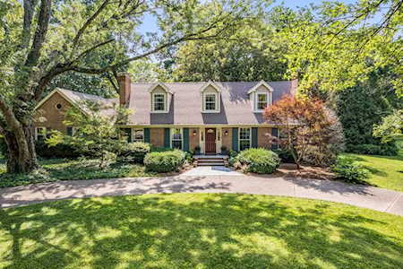 307 River Oaks Rd Brentwood, TN 37027
