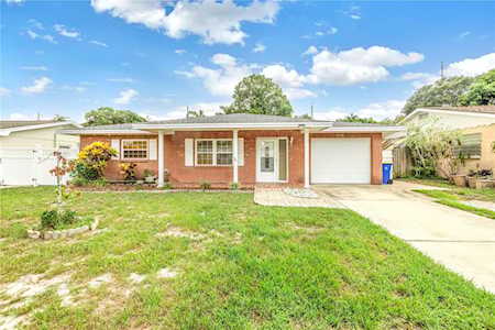 11076 Freedom WAY Seminole, FL 33772