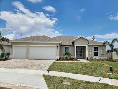 4425 Negal Circle Melbourne, FL 32901