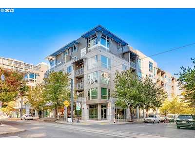1125 NW 9th AVE #430 Portland, OR 97209