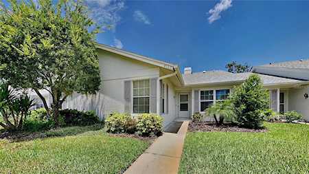4137 Castlewood Dr Holiday, FL 34691