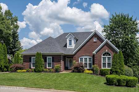 3807 Buglewood Pl Louisville, KY 40245