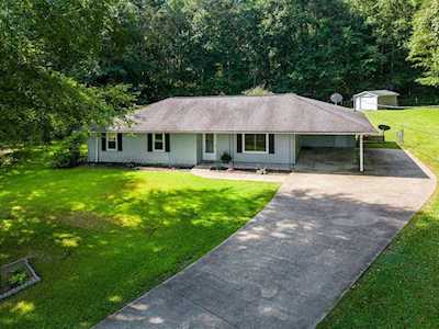 31 Spring Creek Cir Jasper, AL 35503