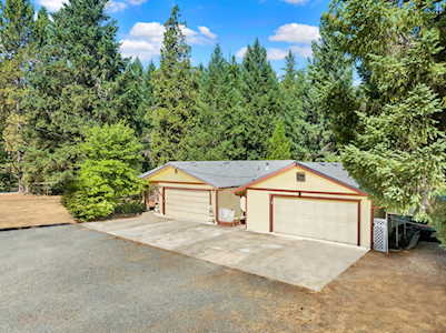 4600 Azalea Dr Grants Pass, OR 97526