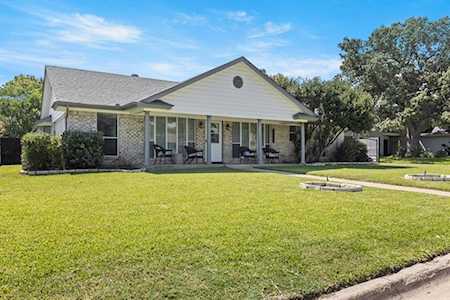 3317 Spring Valley Drive Bedford, TX 76021