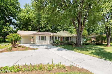 4504 Robindale Dr Knoxville, TN 37921