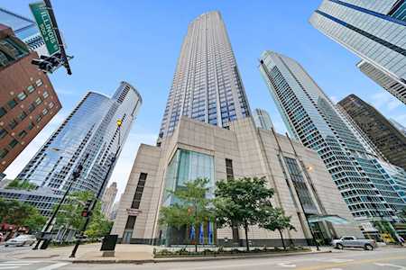 512 N Mcclurg Ct #1506 Chicago, IL 60611