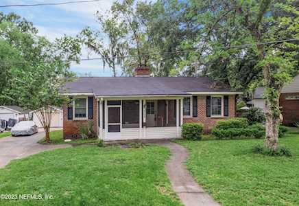 2149 Huntsford RD Jacksonville, FL 32207