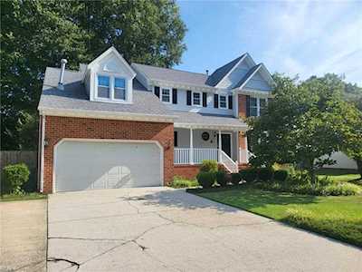 611 Burton St Hampton, VA 23666