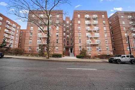 501 Riverdale Ave #1C Yonkers, NY 10705