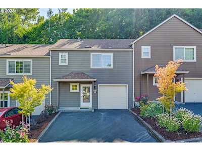 7159 SW Sagert ST #104 Tualatin, OR 97062