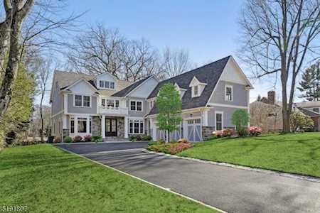 19 Dale Dr Chatham Twp., NJ 07928