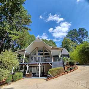 3645 Lake Bluff Dr Sherrills Ford, NC 28763