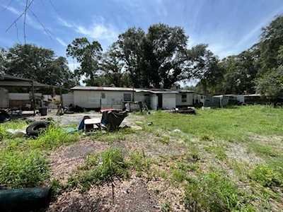 6504 Angus Valley Dr Zephyrhills, FL 33544