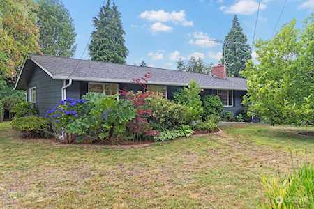 7424 69th Ave NE Marysville, WA 98270