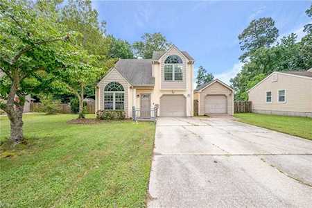 36 Manilla Ln Hampton, VA 23669