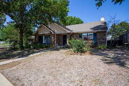 4320 Southhampton Court Flower Mound, TX 75028