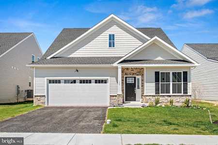 1004 Shannon Falls Dr Newark, DE 19702