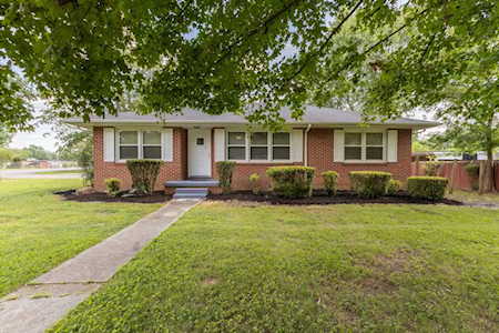1434 Diana St Murfreesboro, TN 37130