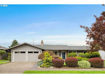 1745 SW Wynwood AVE Portland, OR 97225