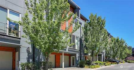 4218 213th Place SE #30 Issaquah, WA 98029