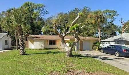 430 47th St W Bradenton, FL 34209
