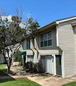 6759 Meadow Oak Pl Memphis, TN 38120