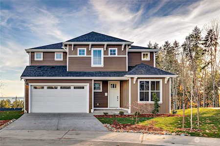 1772 NE Crystal View Ct Poulsbo, WA 98370