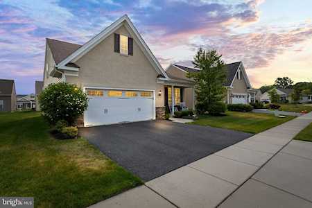 28 Montclaire Rd Medford, NJ 08055