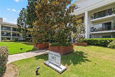 102 Scholz Plz #236 Newport Beach, CA 92663